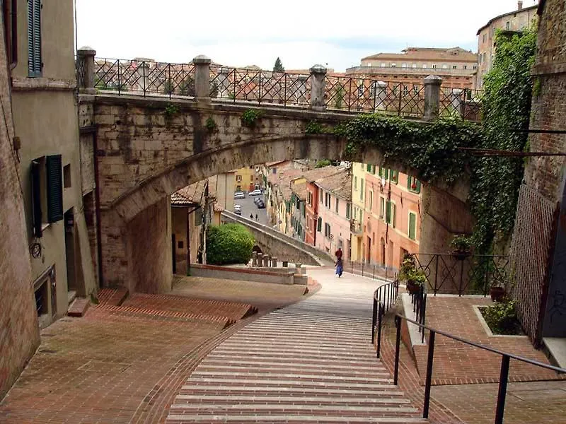 Apartament Ampio E Luminoso Monolocale Perugia 0*,